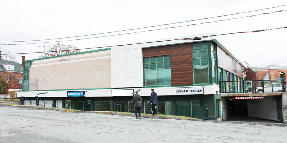 747-805 Rue King E, Sherbrooke, QC for lease - Building Photo - Image 3 of 17