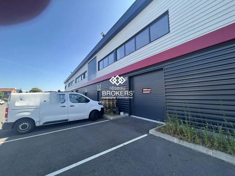 Flex in Toulouse for lease - Building Photo - Image 1 of 4