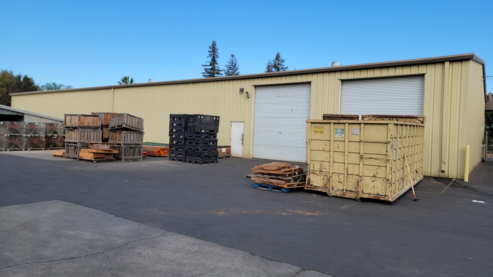 2612 Woodland Ave, Modesto, CA for lease - Building Photo - Image 3 of 11