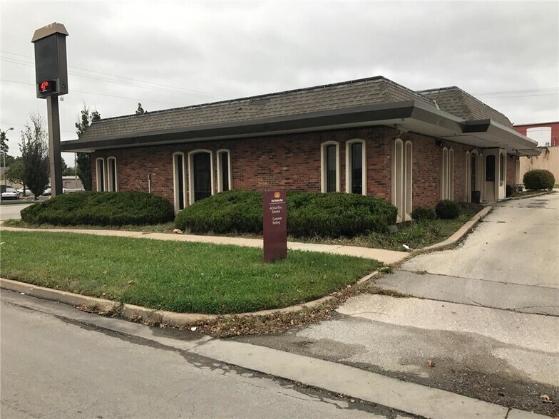 519 6th St, Osawatomie, KS for sale - Building Photo - Image 1 of 1