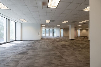 56 Perimeter Ctr E, Atlanta, GA for lease Interior Photo- Image 2 of 8