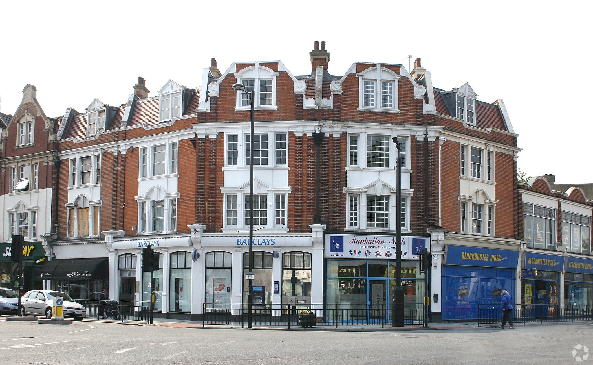 209-211 Hamlet Court Rd, Westcliff On Sea for sale Primary Photo- Image 1 of 1