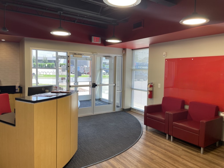 1915 Glen Echo Rd, Nashville, TN for sale - Building Photo - Image 2 of 5