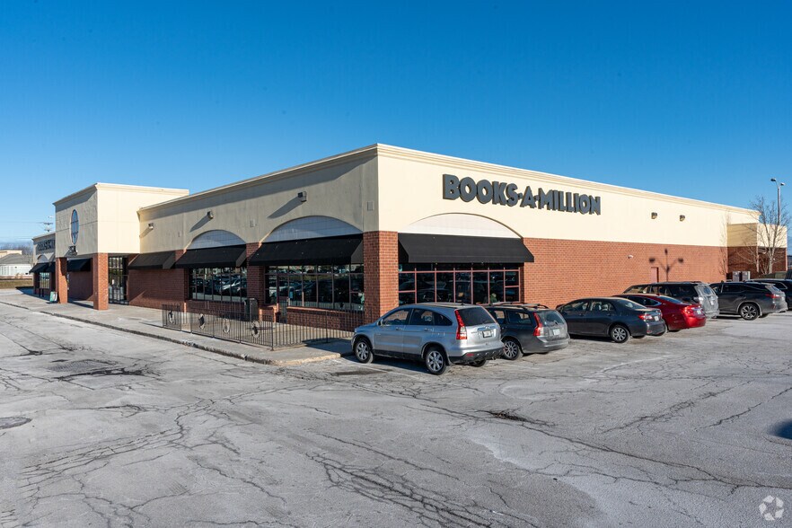 430 Gorham Rd, South Portland, ME 04106 BooksAMillion