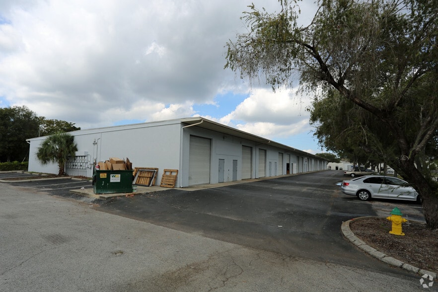 6250 42nd St N, Pinellas Park, FL for lease - Building Photo - Image 2 of 5