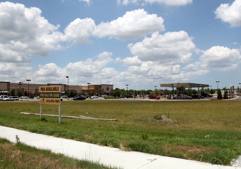 Big Bend Rd, Riverview, FL 33568