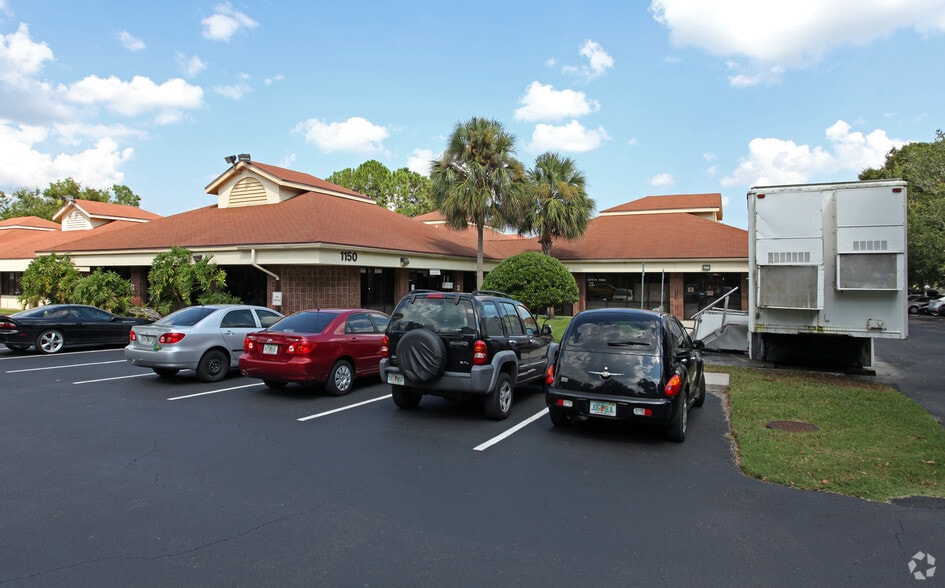 1150 S Semoran Blvd, Orlando, FL for lease - Primary Photo - Image 1 of 3