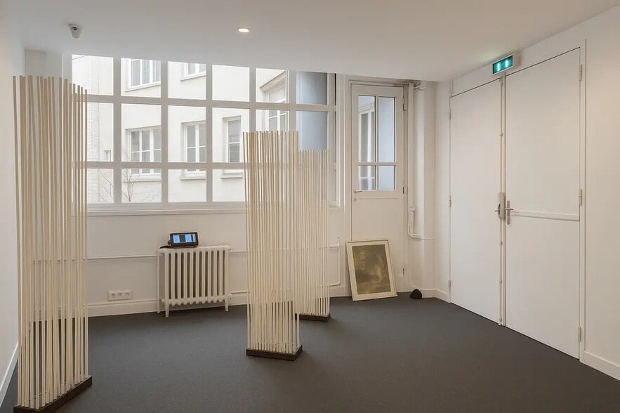 Office in Paris for lease - Interior Photo - Image 2 of 4