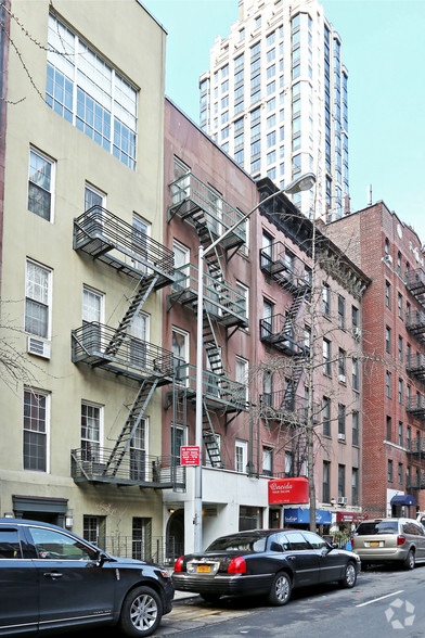 355 E 50th St, New York, NY for sale - Primary Photo - Image 1 of 1