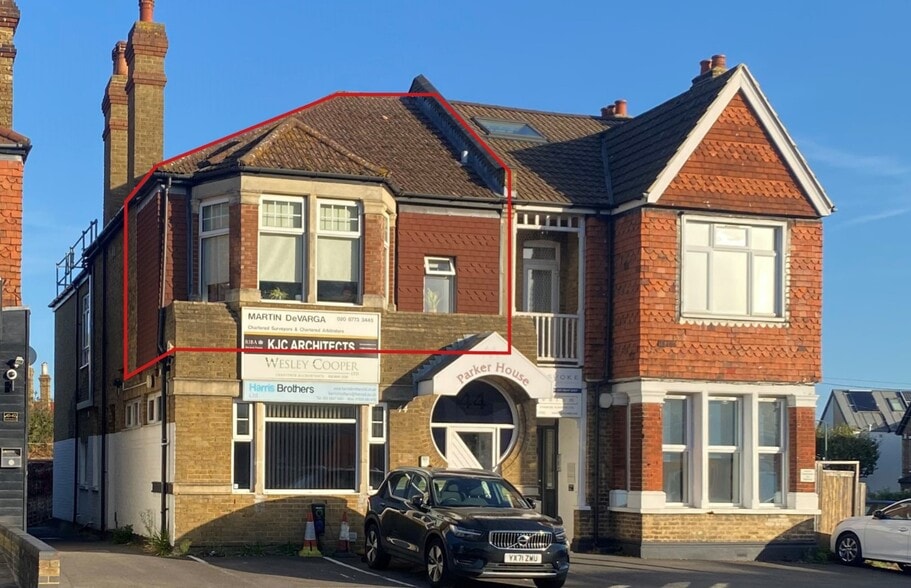 44 Stafford Rd, Wallington for sale - Building Photo - Image 1 of 1