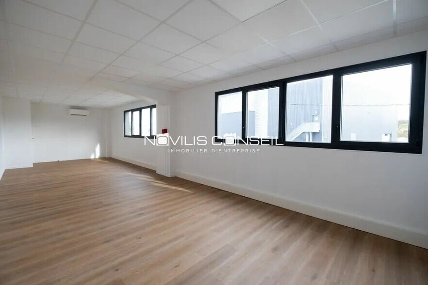 Flex in Cornebarrieu for lease - Building Photo - Image 3 of 13