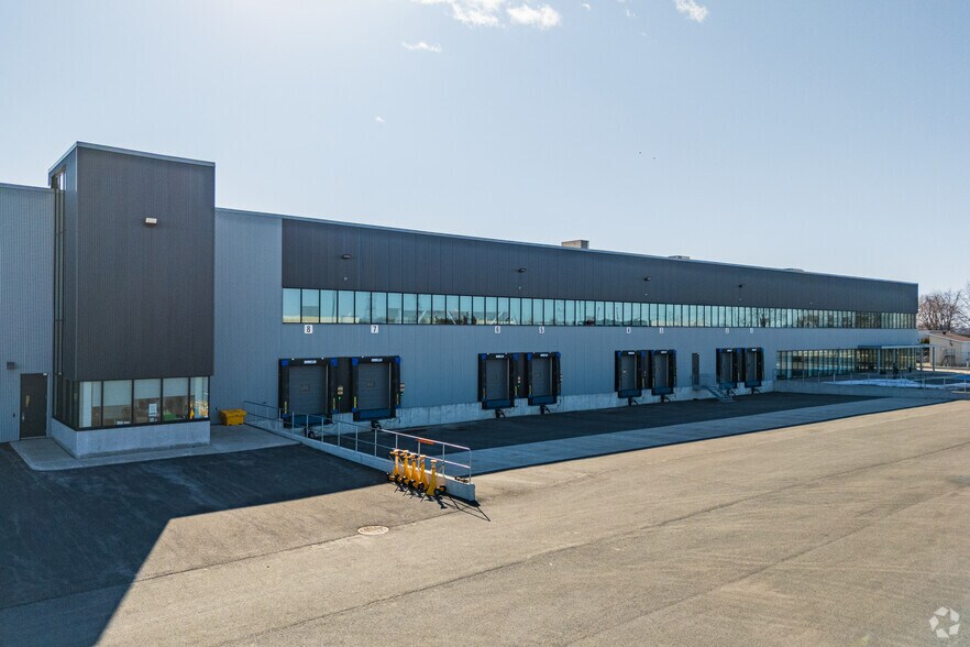 2900 Ch De La Baronnie, Varennes, QC for lease - Building Photo - Image 2 of 7