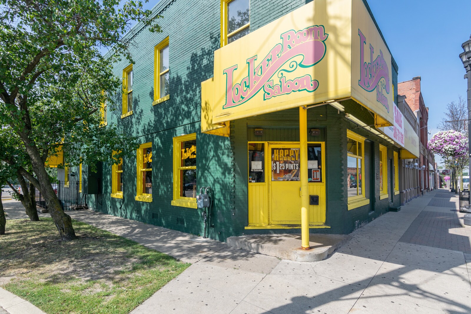 7790 Auburn Rd, Utica, MI for sale Primary Photo- Image 1 of 1