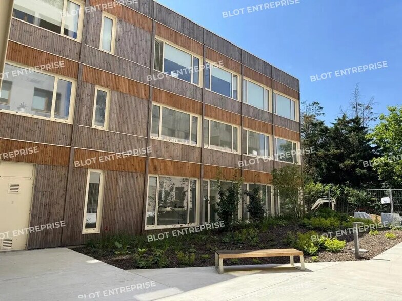 Office in Nantes for lease - Building Photo - Image 3 of 20