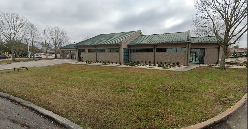 830 N Highway 190, Covington, LA 70433