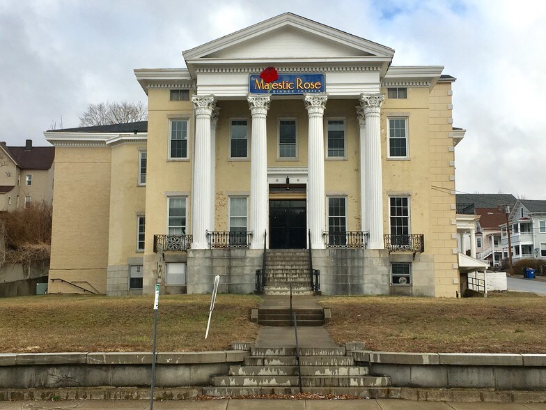 352 Main St, Norwich, CT for sale - Building Photo - Image 1 of 1