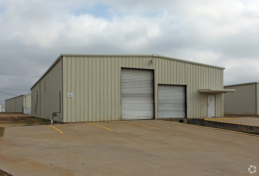 28 Mustang Ct, Forney, TX for lease - Building Photo - Image 2 of 3