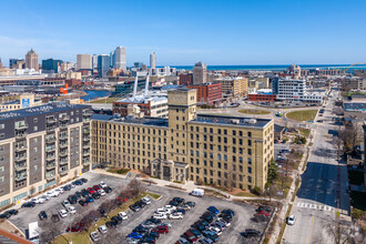 700 W Virginia St, Milwaukee, WI - aerial  map view