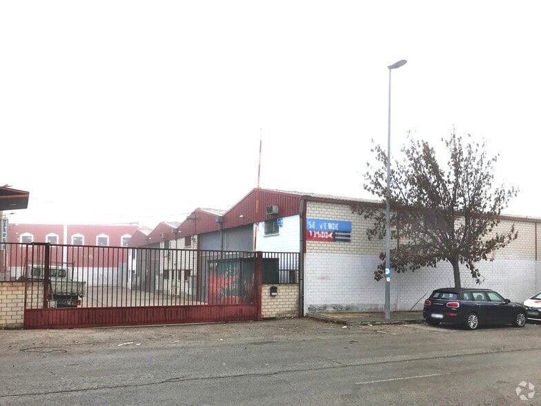 Industrial in Valdemoro, Madrid for sale - Building Photo - Image 2 of 2