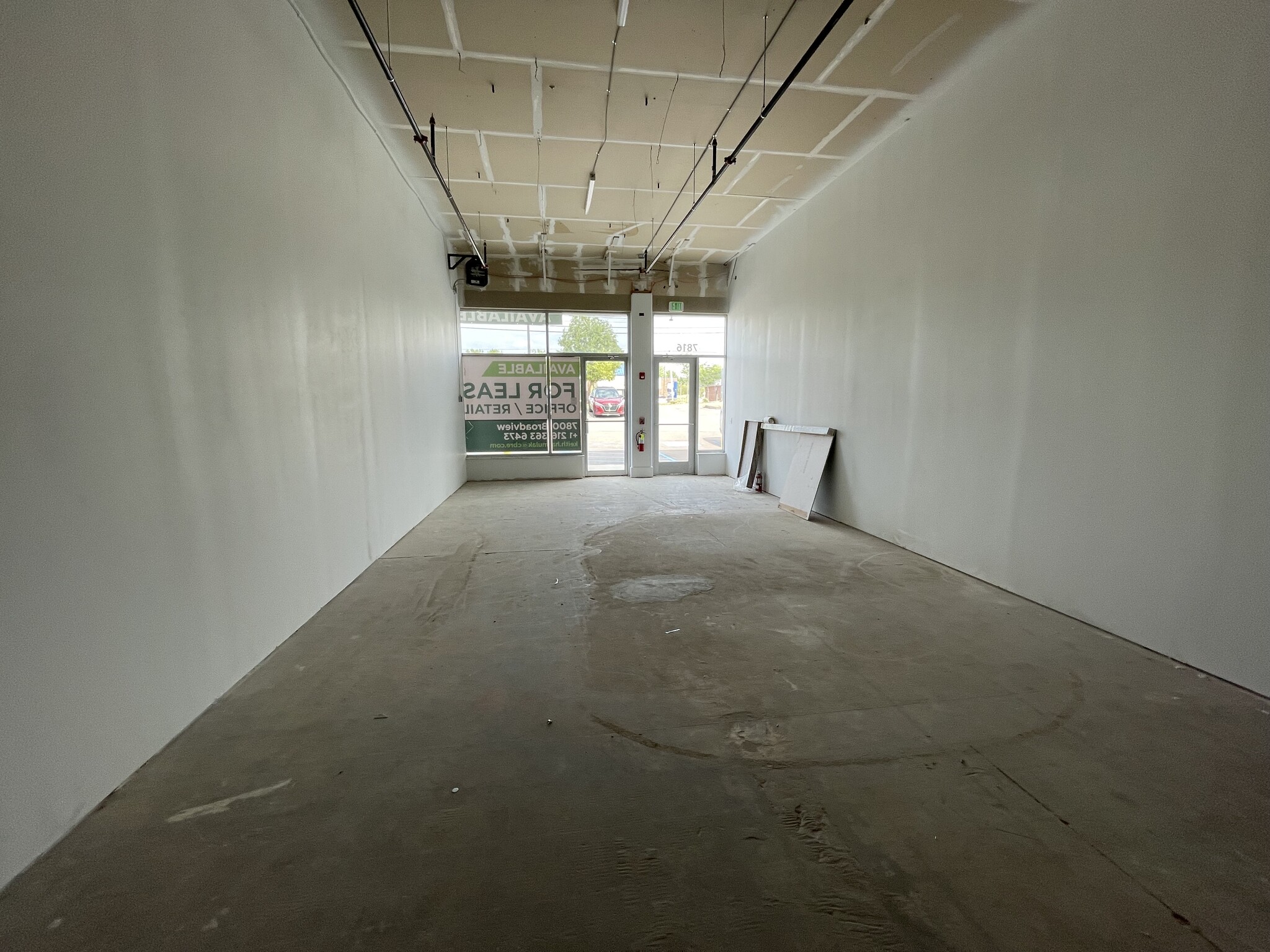 7800 Broadview Rd, Parma, OH for lease Interior Photo- Image 1 of 8