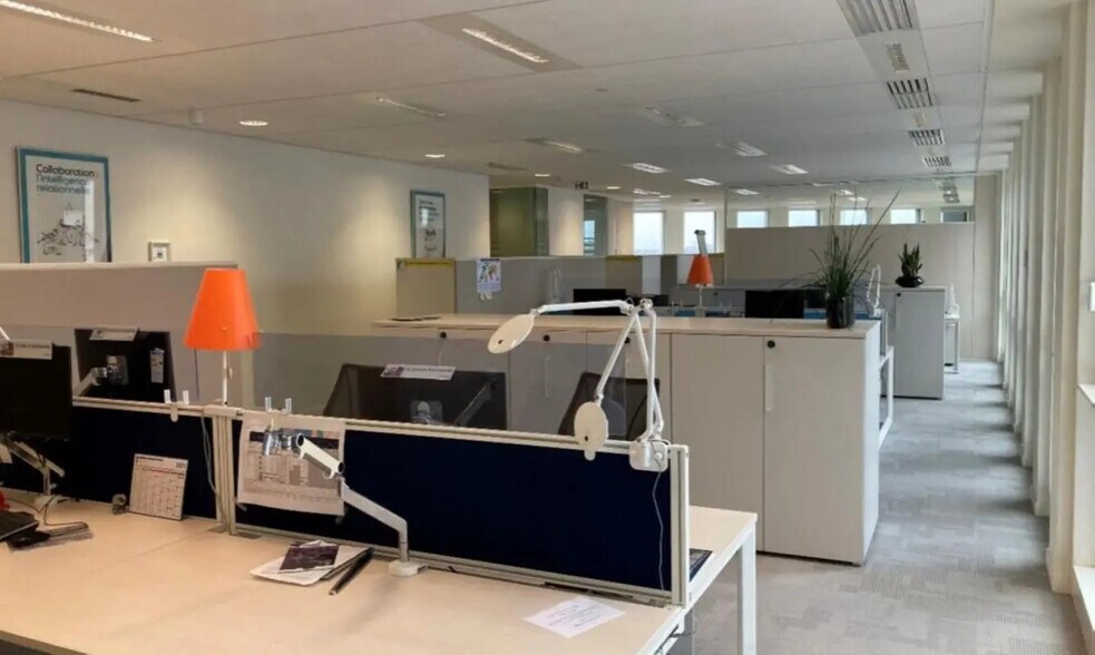 1 Place Costes Et Bellonte, Bois-Colombes for lease - Building Photo - Image 2 of 29