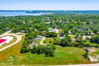 1621 Southeast Parkway, Azle, TX - aerial  map view