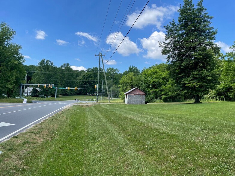 550 Shelton Shop Rd, Stafford, VA 22554