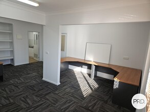 568 Macauley Street, Albury for lease Interior Photo- Image 2 of 4
