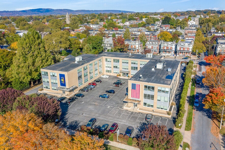 2001 N Front St, Harrisburg, PA for lease - Building Photo - Image 1 of 6