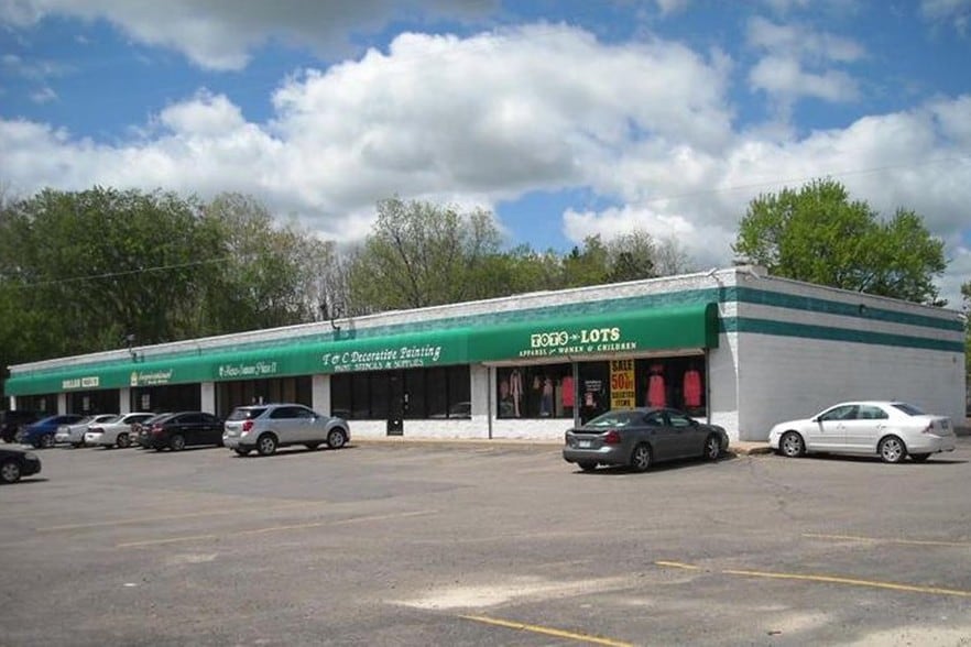 3011 N Linden Rd, Flint, MI for lease - Building Photo - Image 3 of 3