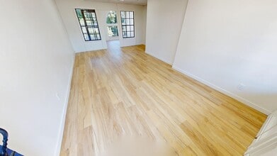 2802 Juan St, San Diego, CA for lease Interior Photo- Image 2 of 9