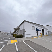 5013 Roberts Ave, Mcclellan, CA for lease Building Photo- Image 2 of 5