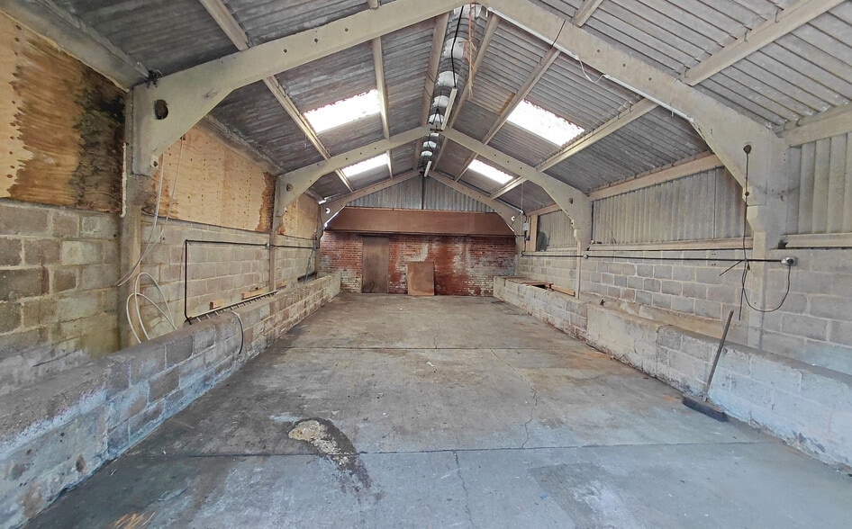 Shipley Rd, Partridge Green for lease - Building Photo - Image 1 of 1