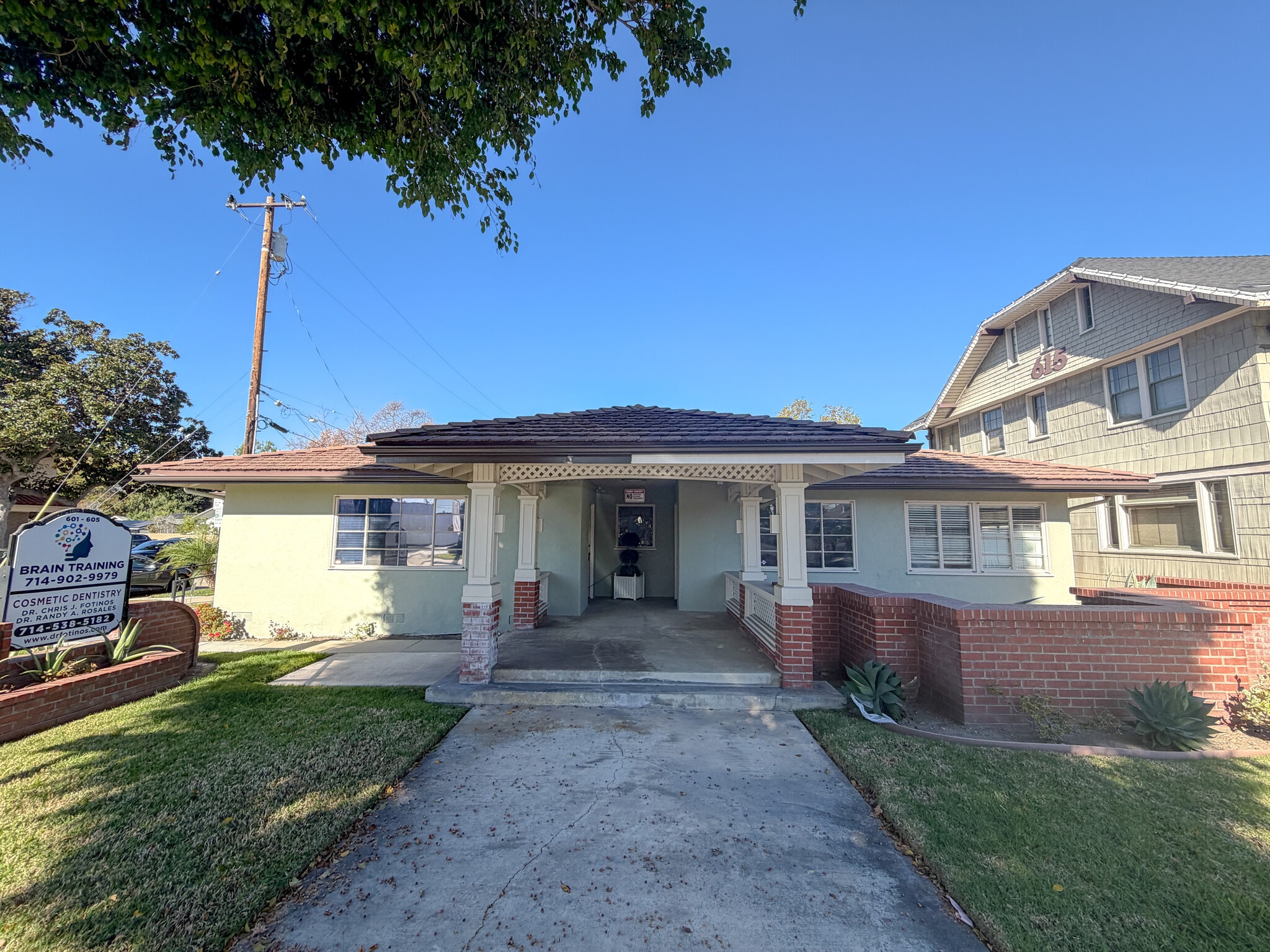 601-605 E Chapman Ave, Orange, CA for lease Building Photo- Image 1 of 4