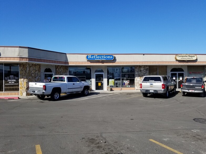 9405 E Sprague Ave, Spokane Valley, WA for lease - Building Photo - Image 2 of 4