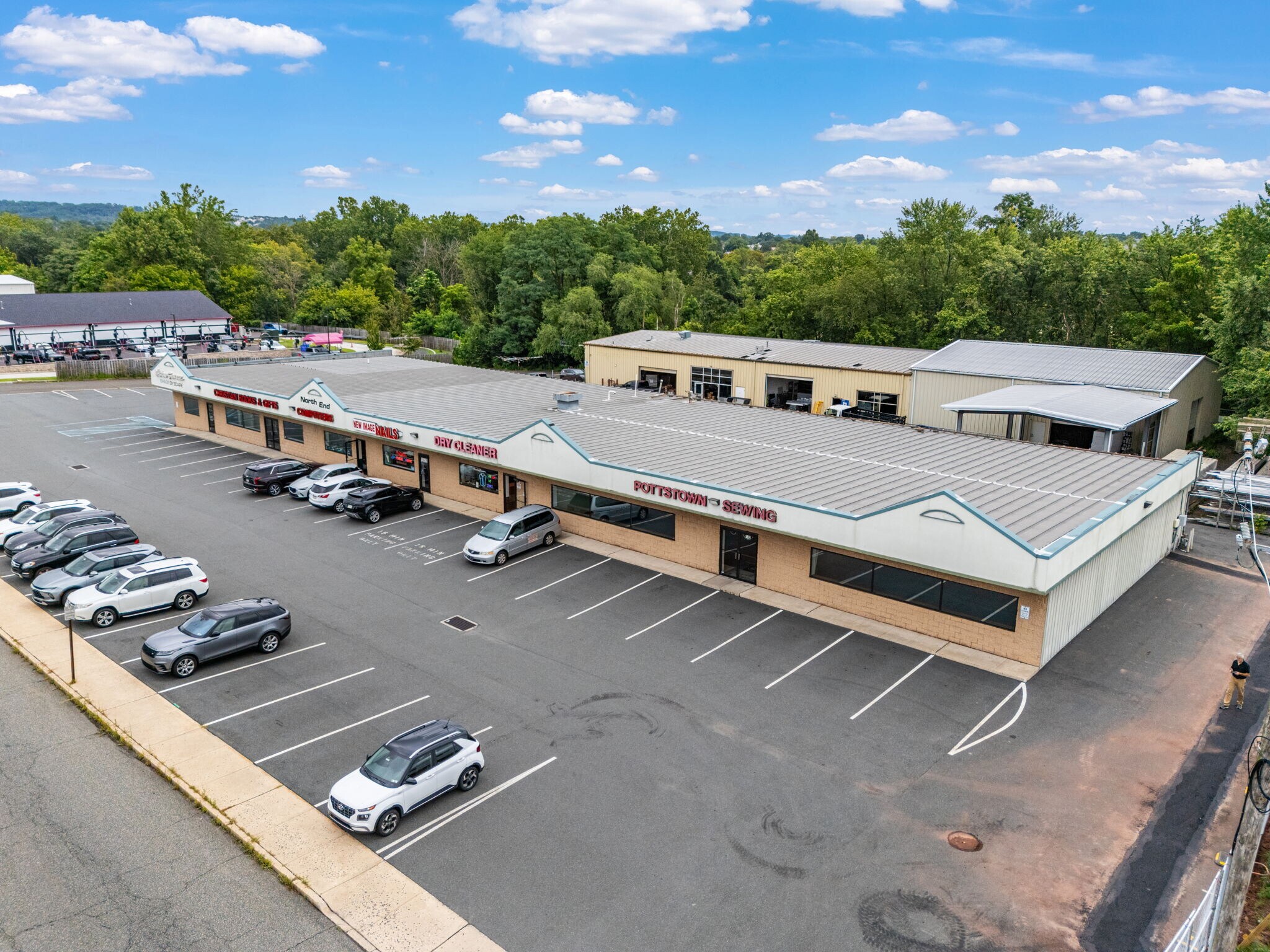 142 Shoemaker Rd, Pottstown, PA for lease Building Photo- Image 1 of 6