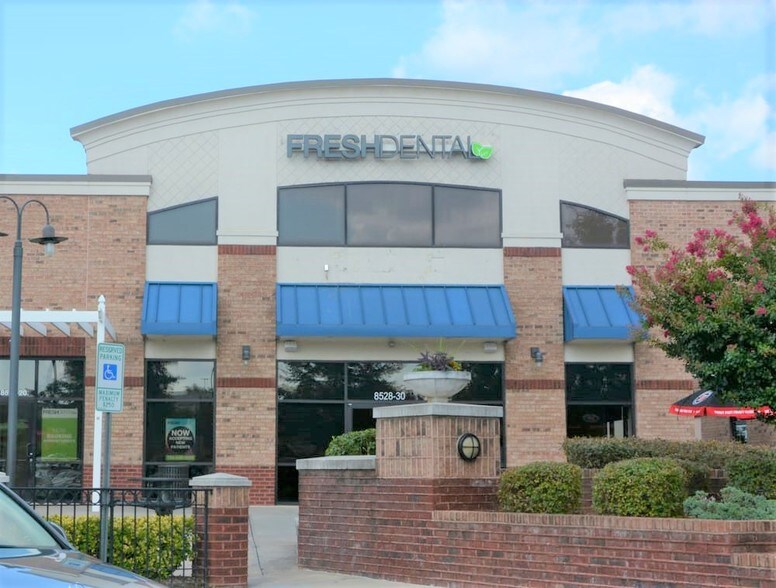 1085 Lenoir Rhyne Blvd SE, Hickory, NC 28602