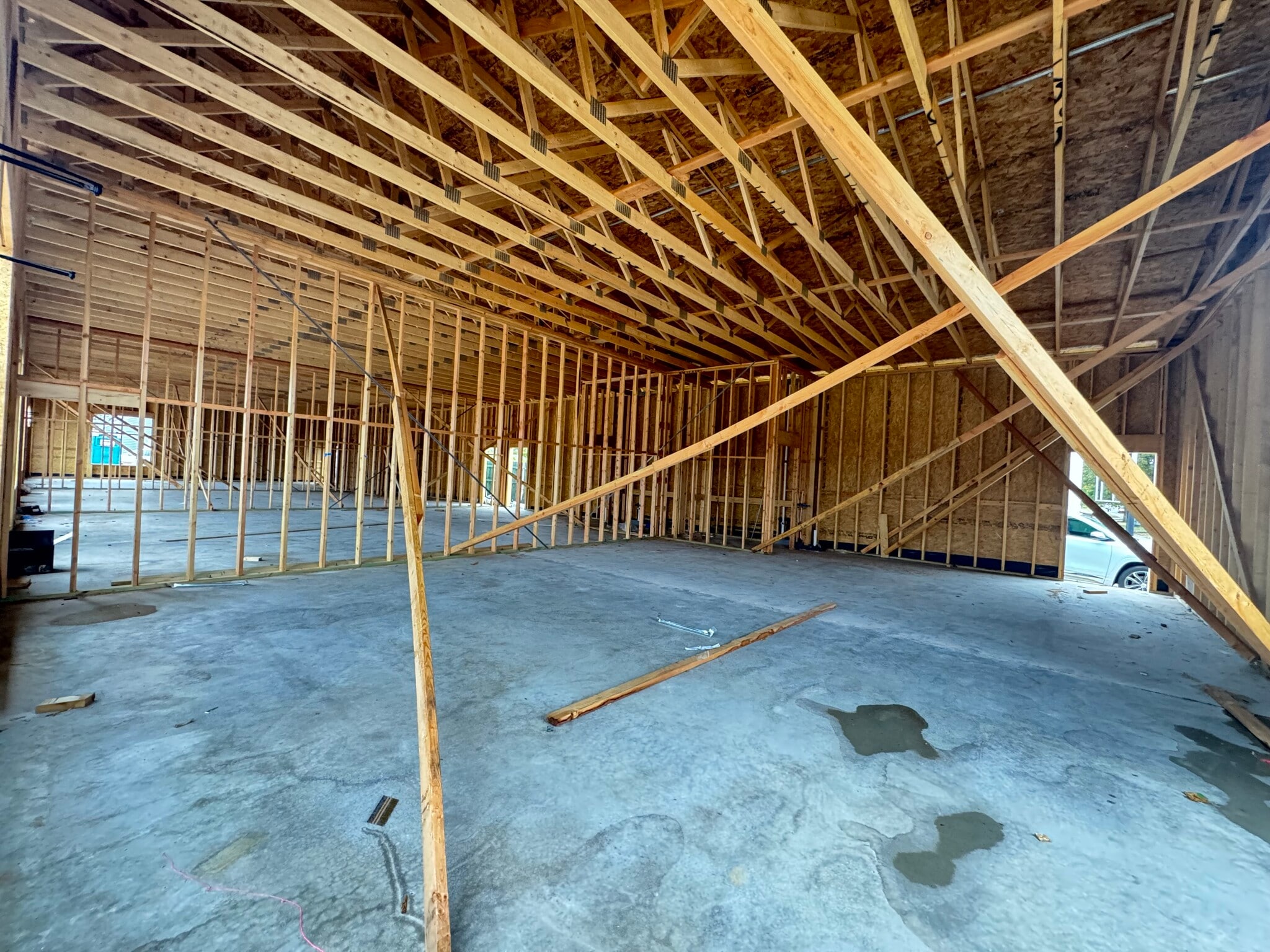 607 W Gray St, Norman, OK for lease Interior Photo- Image 1 of 1