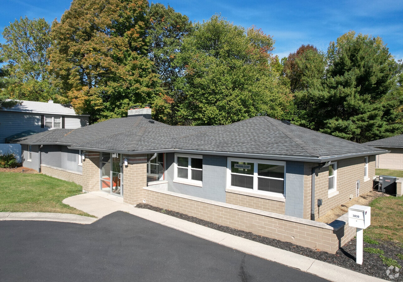 3830 W 96th St, Indianapolis, IN 46268