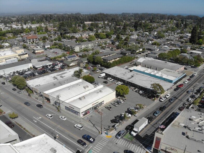 Seabright Shopping Center portfolio of 3 properties for sale on LoopNet.com - Aerial - Image 1 of 11