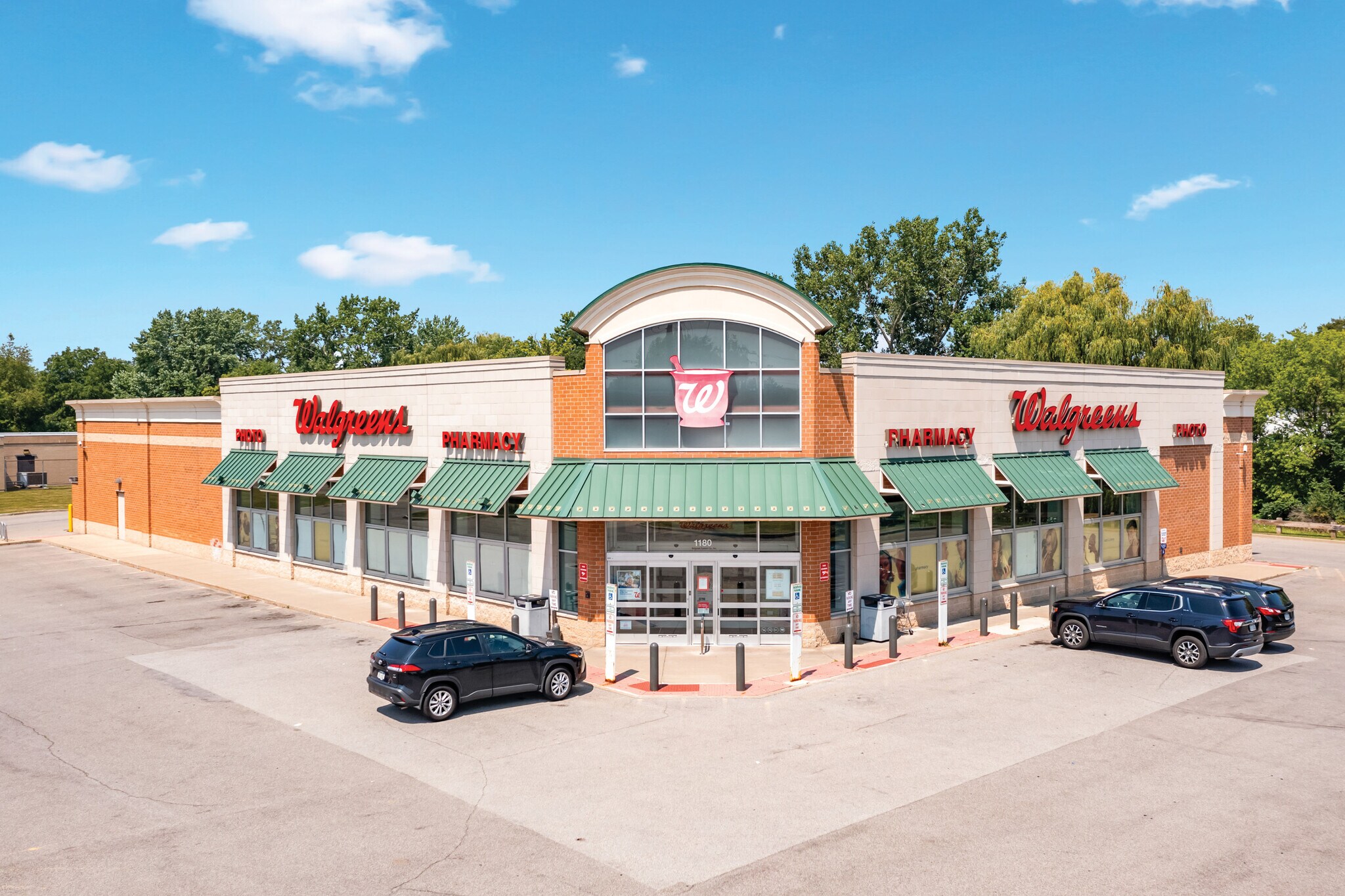 1180 French Rd, Cheektowaga, NY 14227