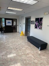 435 Commercial Ct, Venice, FL for lease Interior Photo- Image 2 of 7