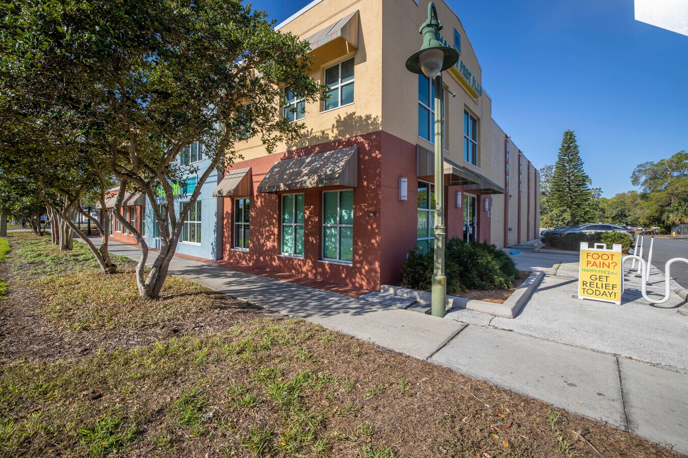 465 Clearwater Largo Rd N, Largo, FL 33770