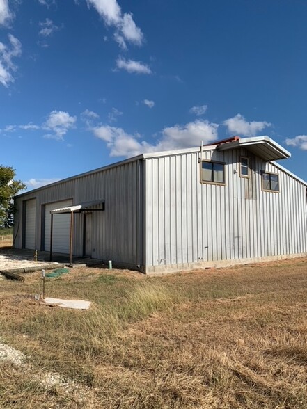 6176 FM 725, New Braunfels, TX for lease - Building Photo - Image 3 of 23