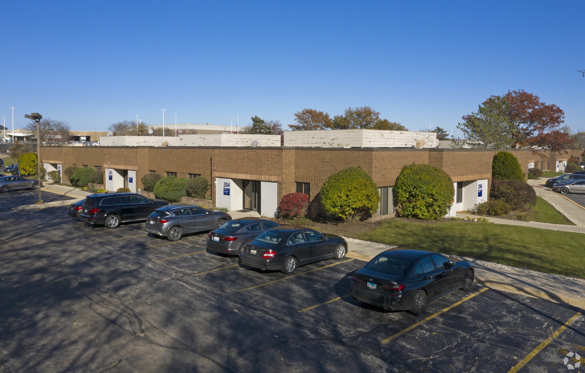 1535 Lake Cook Rd, Northbrook, IL for sale Primary Photo- Image 1 of 1