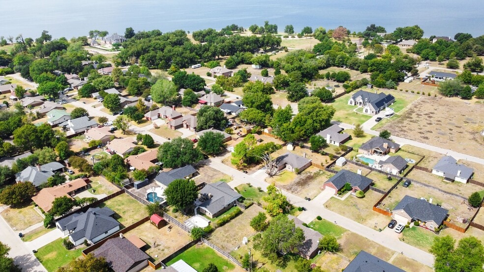 110 Gregory Dr, Heath, TX for sale - Primary Photo - Image 1 of 36