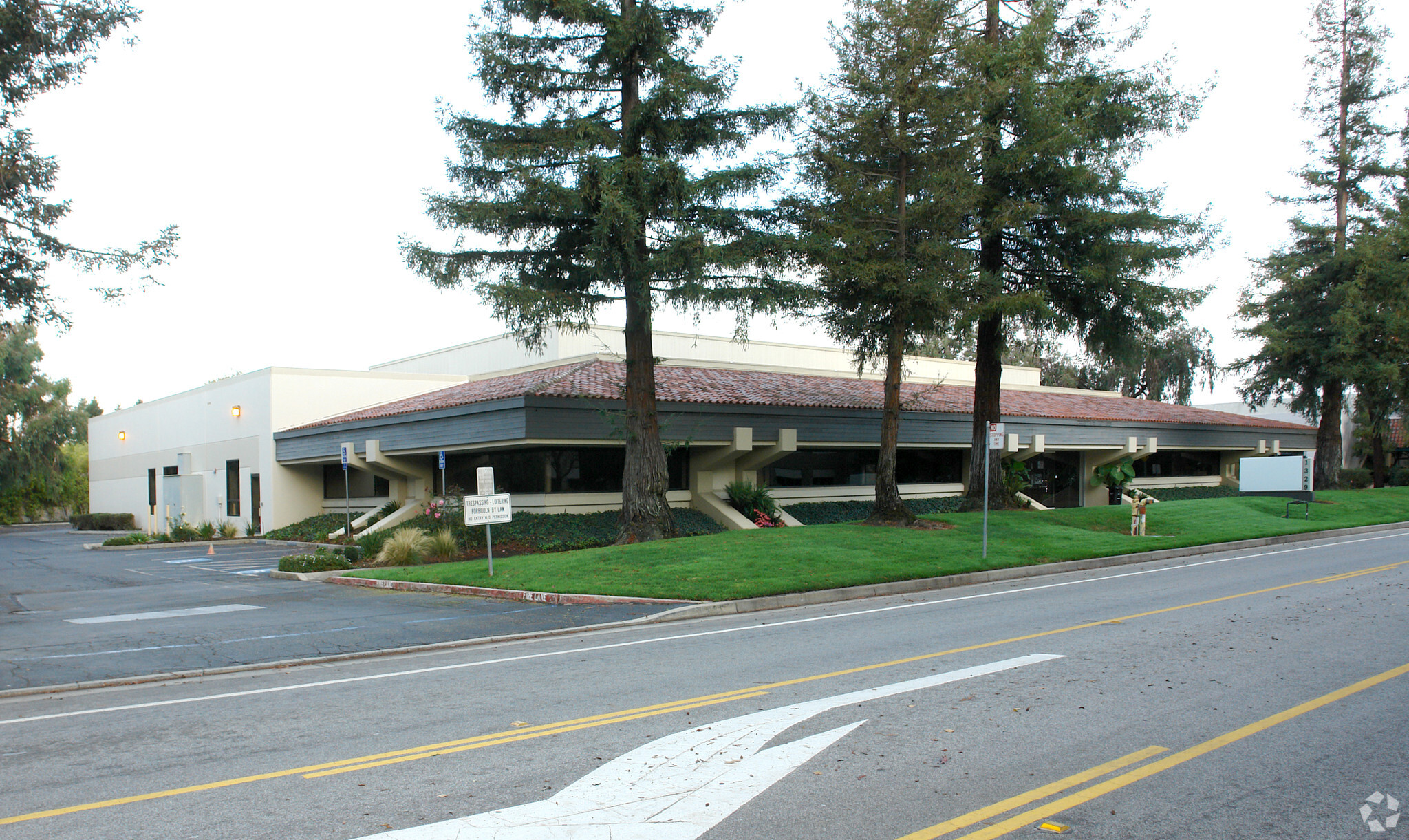 1329 Moffett Park Dr, Sunnyvale, CA for lease Primary Photo- Image 1 of 5