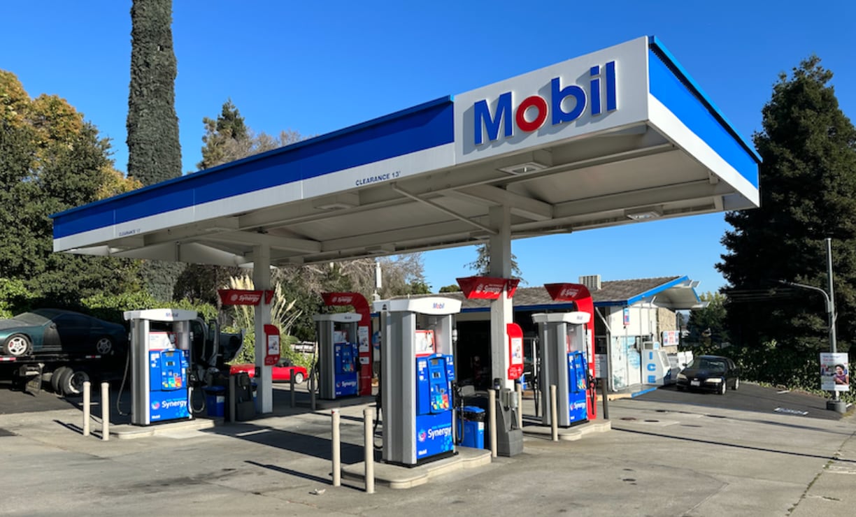 18950 Lake Chabot Rd, Castro Valley, CA 94546