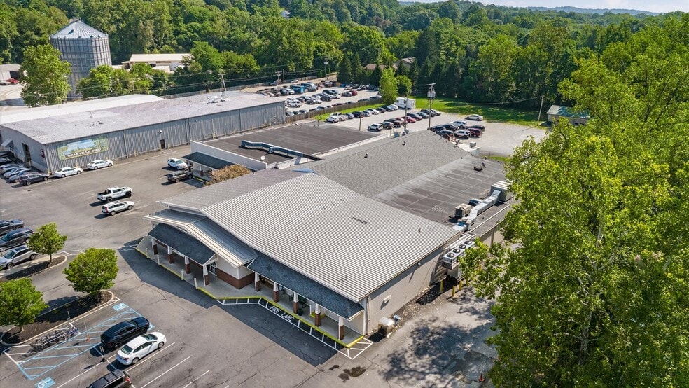 484 S Main St, Granville, OH for sale - Building Photo - Image 2 of 16