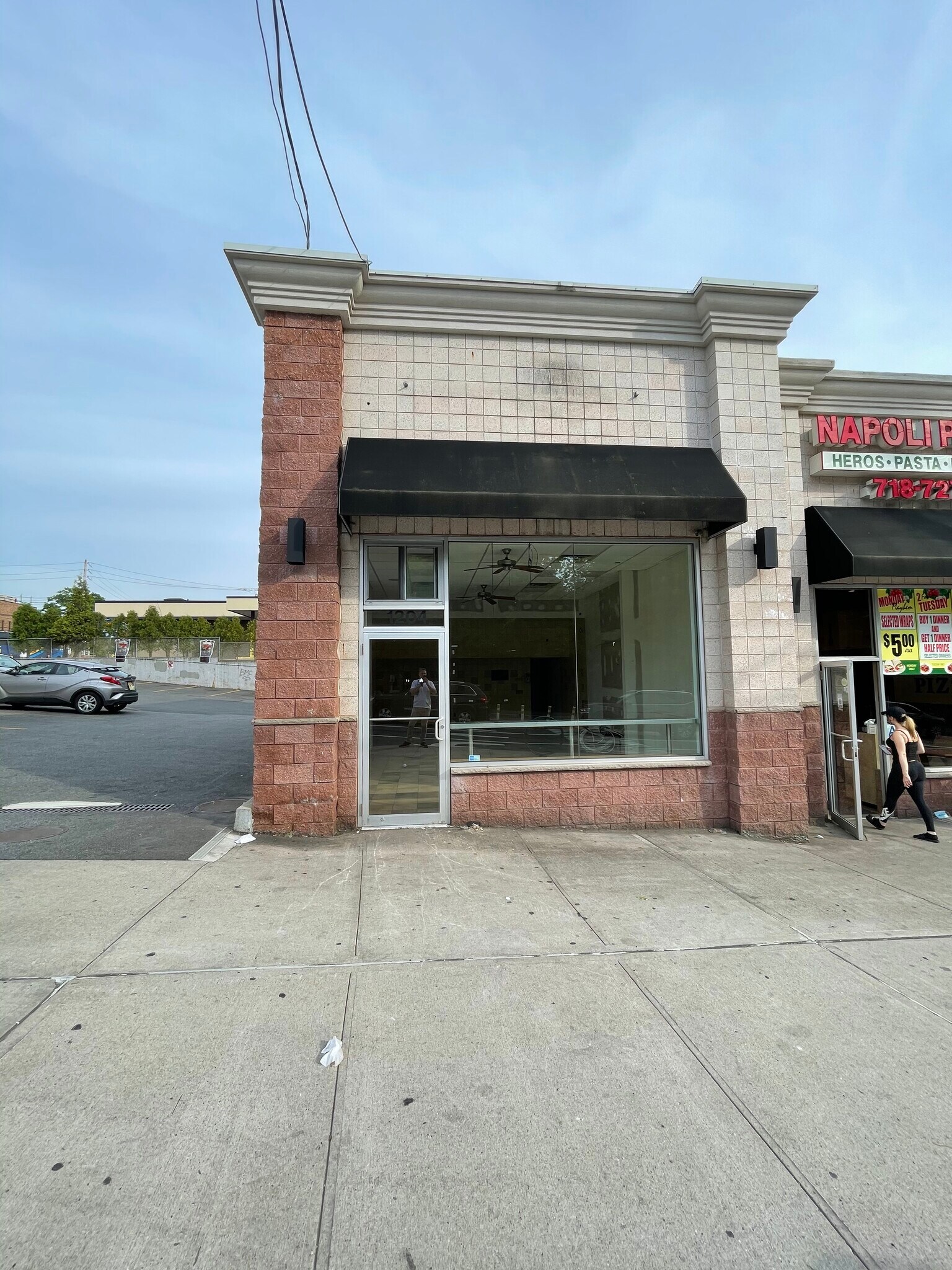 1204 Victory Blvd, Staten Island, NY for sale Primary Photo- Image 1 of 1